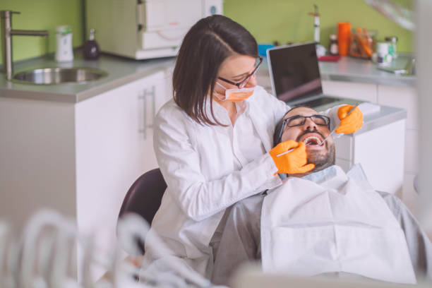 Best Broken Tooth Emergency  in Wayne, IL